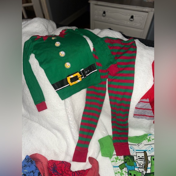 Various size PJs. - Picture 3 of 5